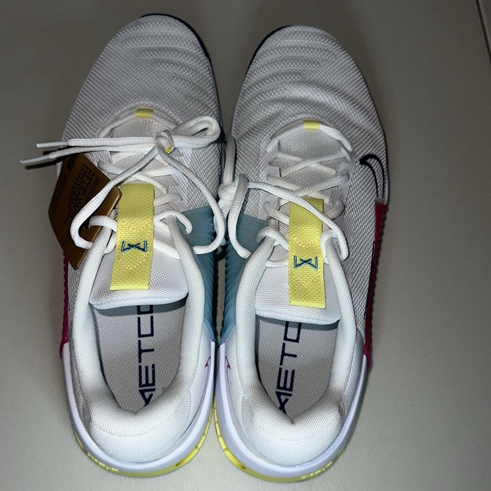 NIKE METCON 9 NEW, size 13.5M, 15W, very comfy, last one! DZ2537 102
